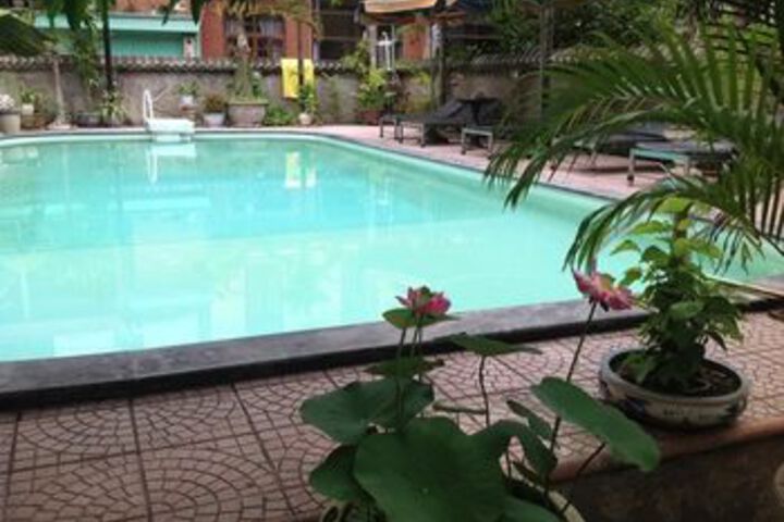 Pool 57 of 71