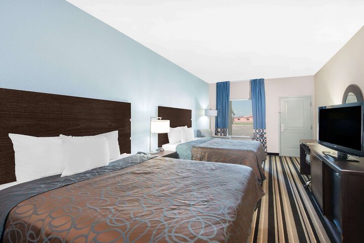 Room 3 of 17