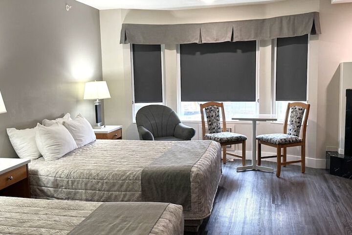 Room 8 of 45