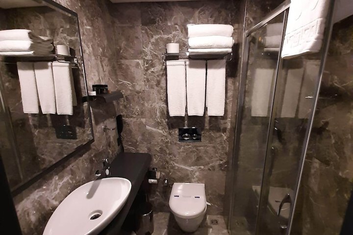 Clean Restrooms