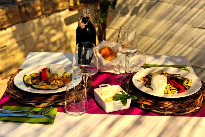 Dining 46 of 73