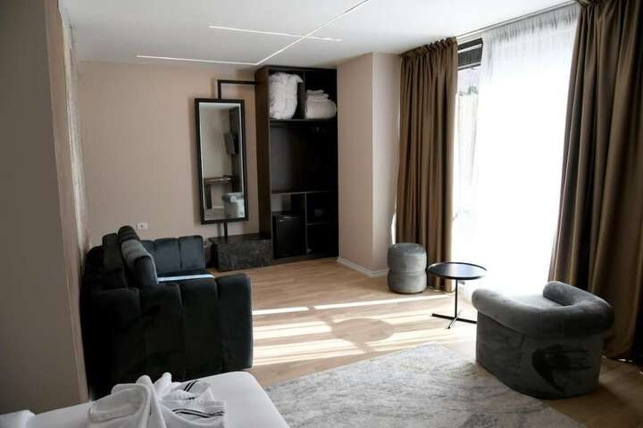 Room 13 of 56