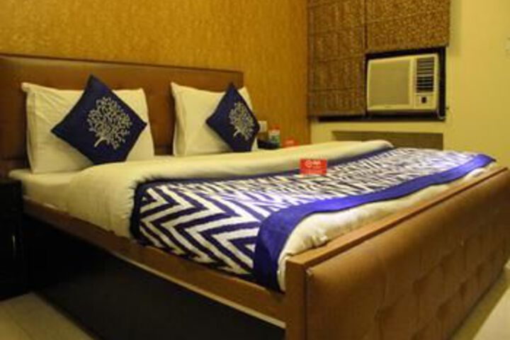 Room 8 of 25