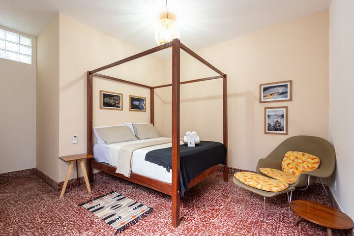 Room 13 of 92