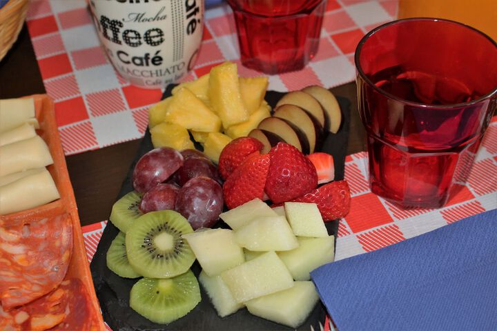 Breakfast/Coffee Service 82 of 122