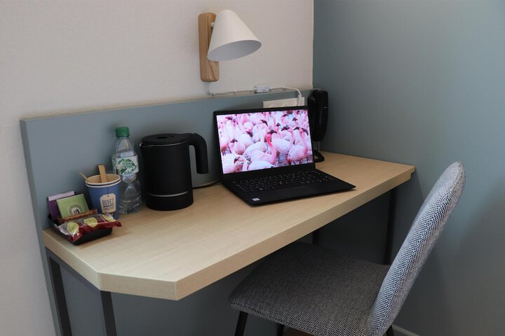 Room 19 of 36