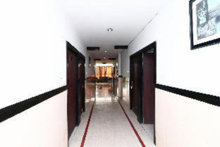 Hotel Interior 6 of 22