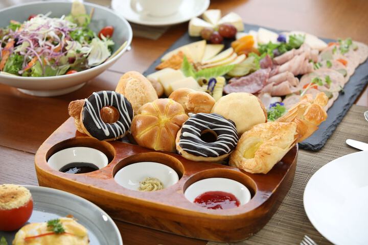 Dining 59 of 72