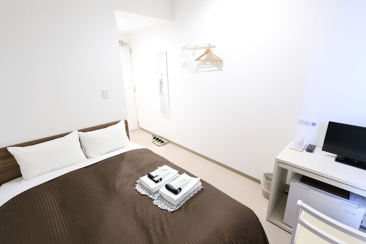 Room 6 of 64