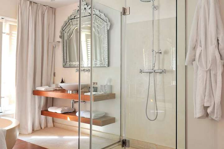 Bathroom Interior Photo