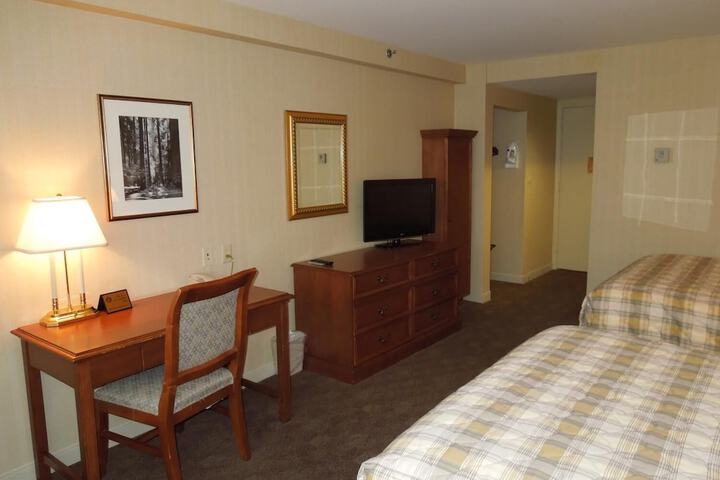 Room 7 of 35