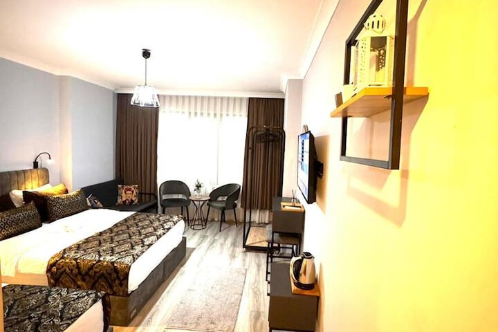 Room 22 of 25
