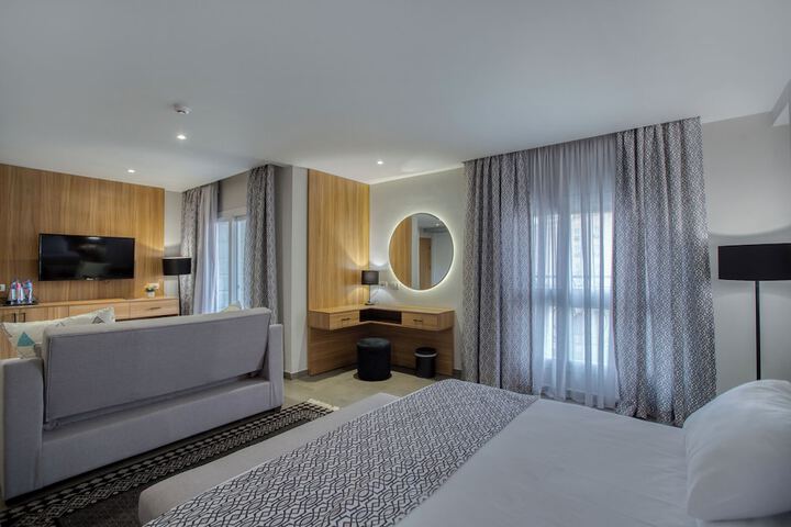 Room 21 of 71