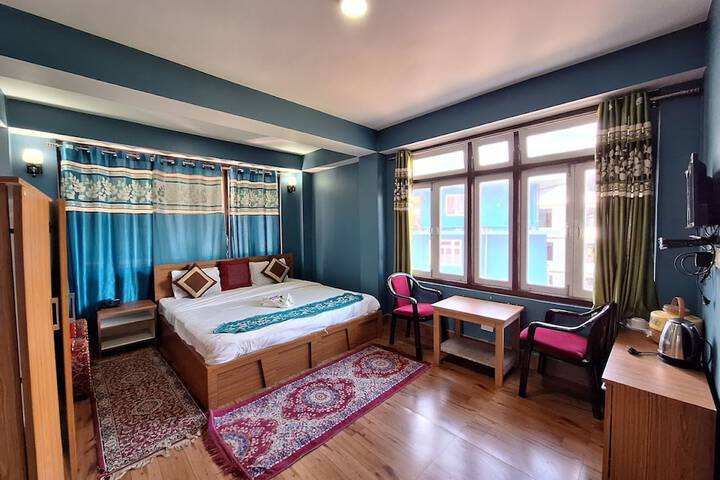 Room 14 of 21
