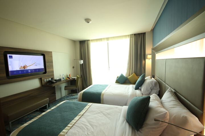 Room 6 of 36