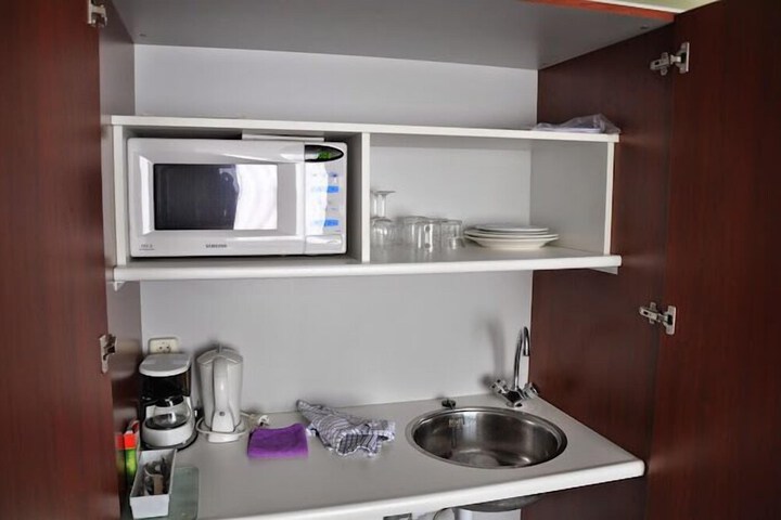 Room 9 of 14