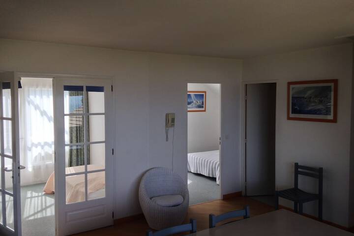 Room 5 of 62