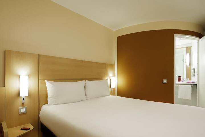 Room 14 of 52