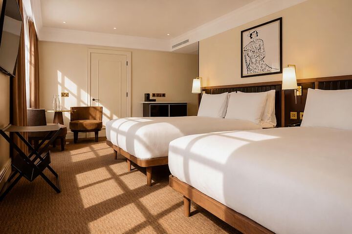 Room 34 of 117