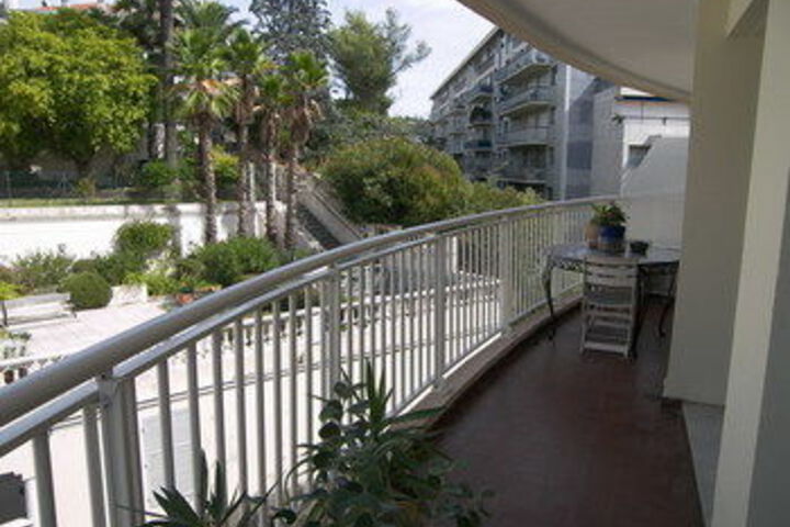 Terrace/Patio 24 of 25