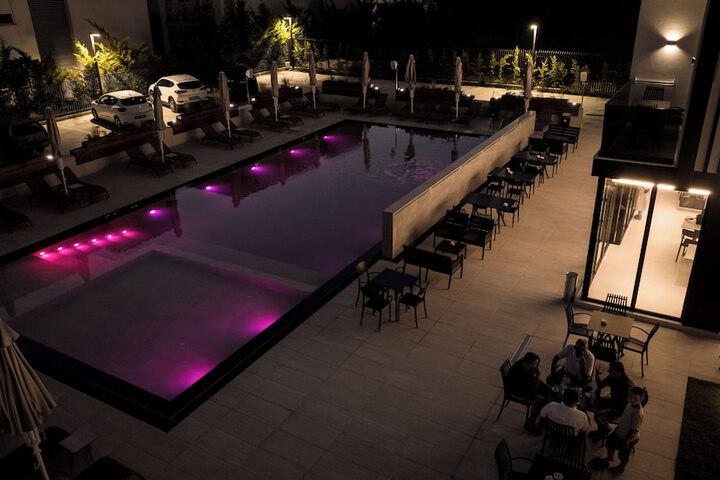 Pool 97 of 114