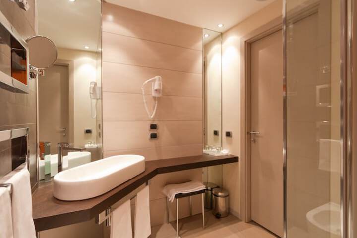 Room 20 of 67