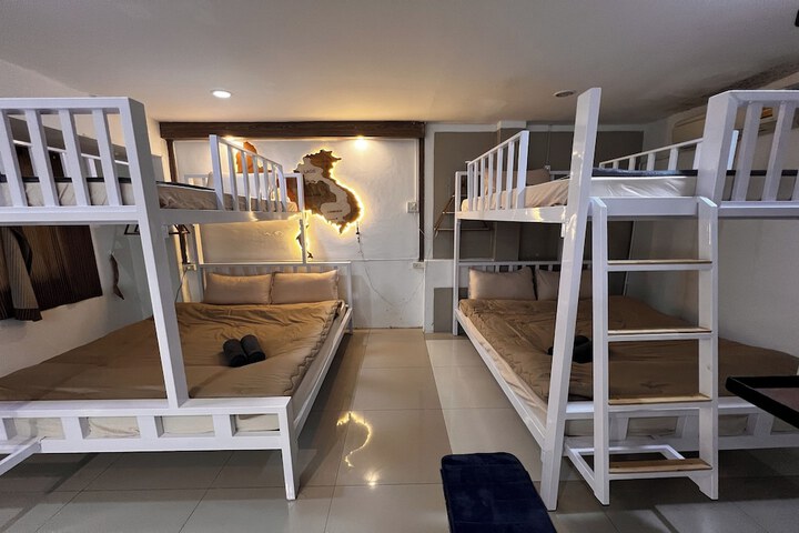 Room 6 of 41