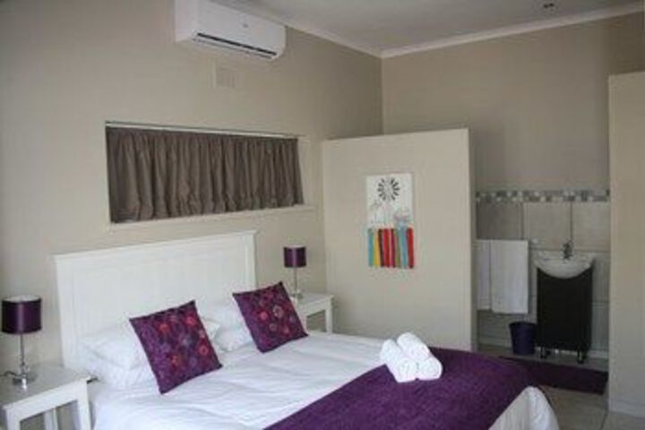 Room 35 of 61
