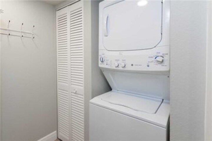 Room 14 of 27