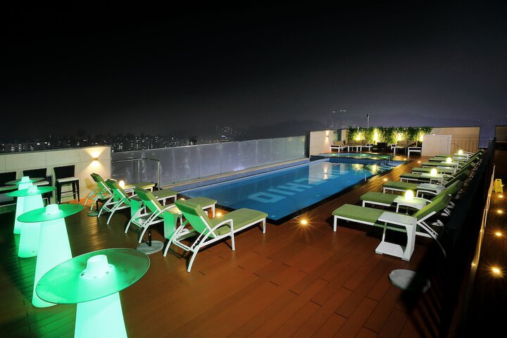 Pool 12 of 14