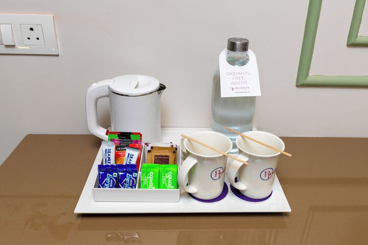 Breakfast/Coffee Service 28 of 46