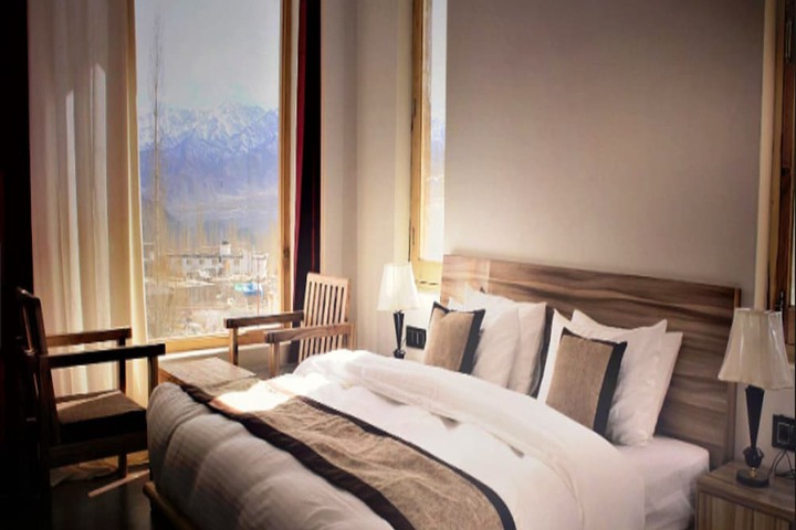Room 7 of 35