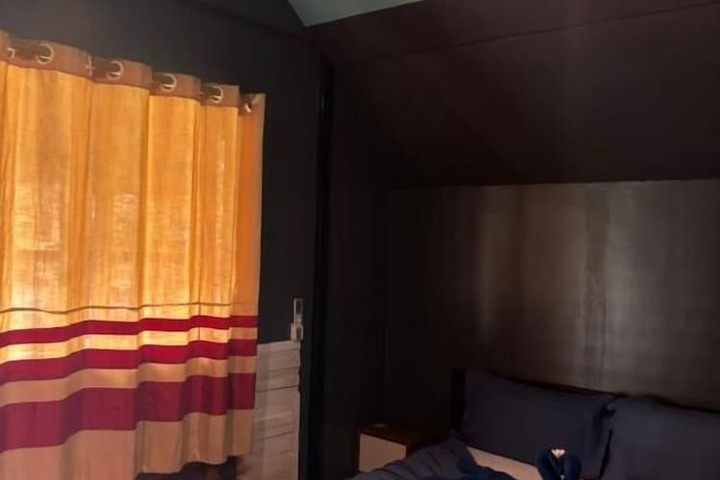 Room 9 of 44