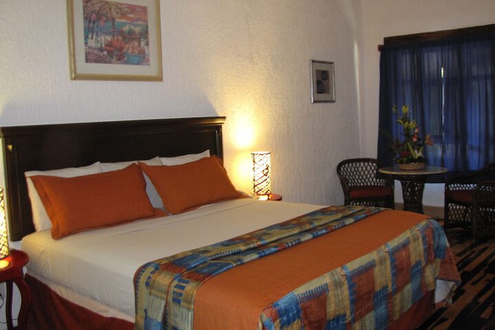 Room 5 of 85