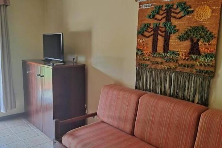 Room 6 of 21