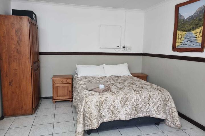 Room 26 of 101