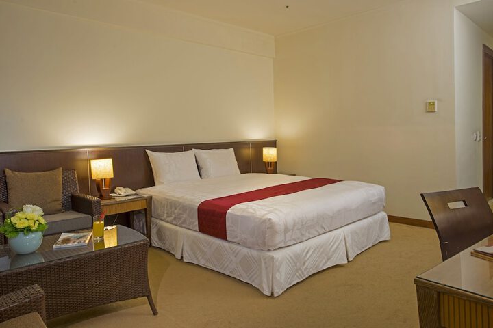 Room 9 of 58