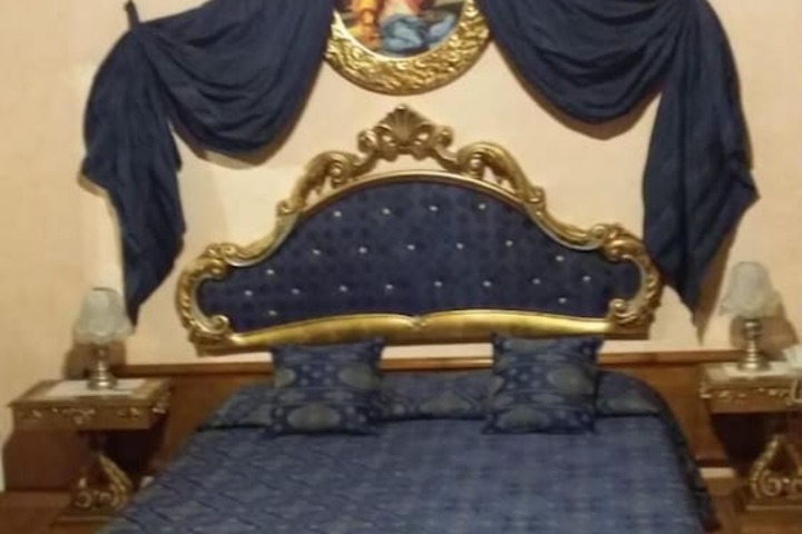 Room 17 of 53