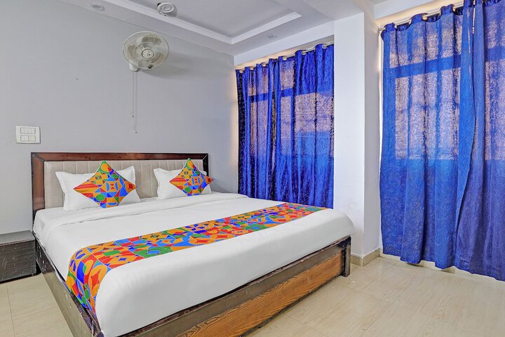 Room 20 of 25