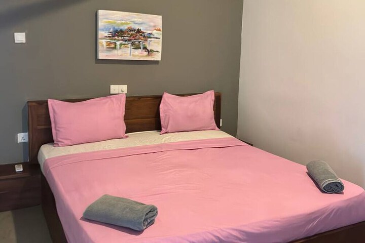 Room 5 of 34