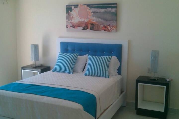 Room 3 of 35