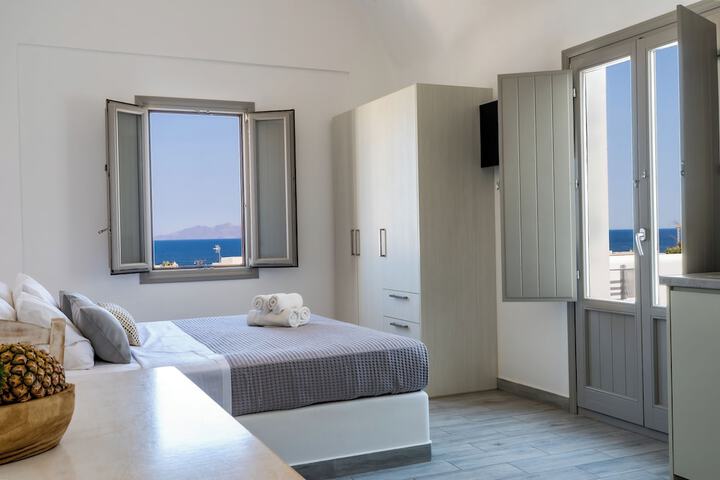 Room 5 of 92