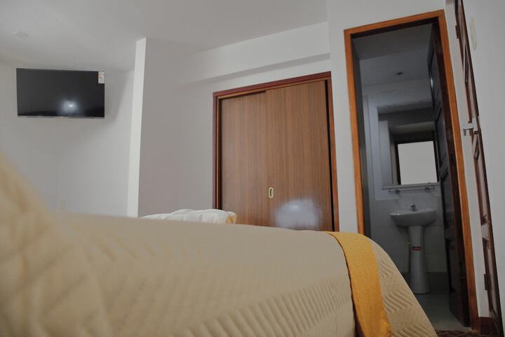 Room 27 of 72