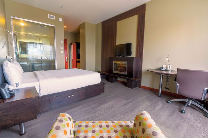 Room 18 of 62