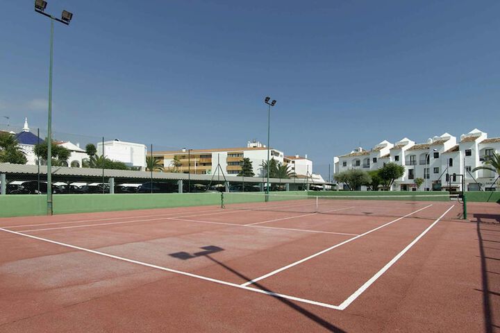 Tennis court