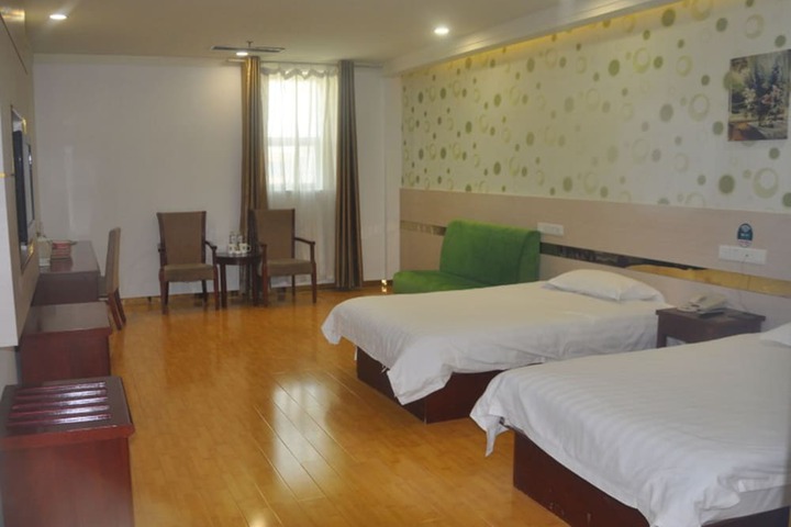 Room 4 of 31