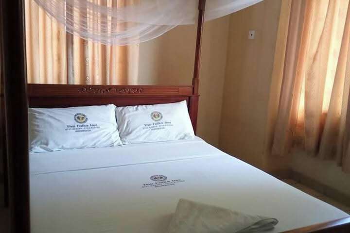 Room 4 of 6