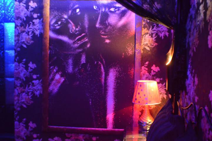 Room 28 of 139