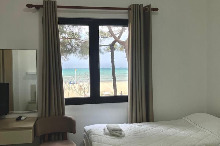Room 21 of 51