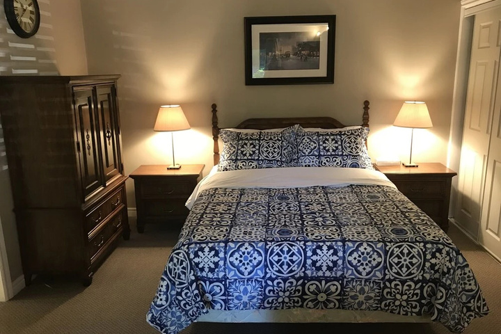 Room 2 of 16
